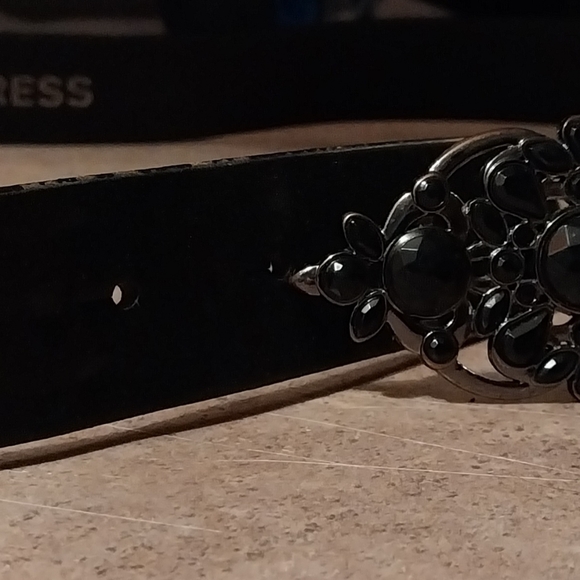 Express black embossed with Rhinestones genuine Italian leather belt sz. 36"-40" - Picture 2 of 6